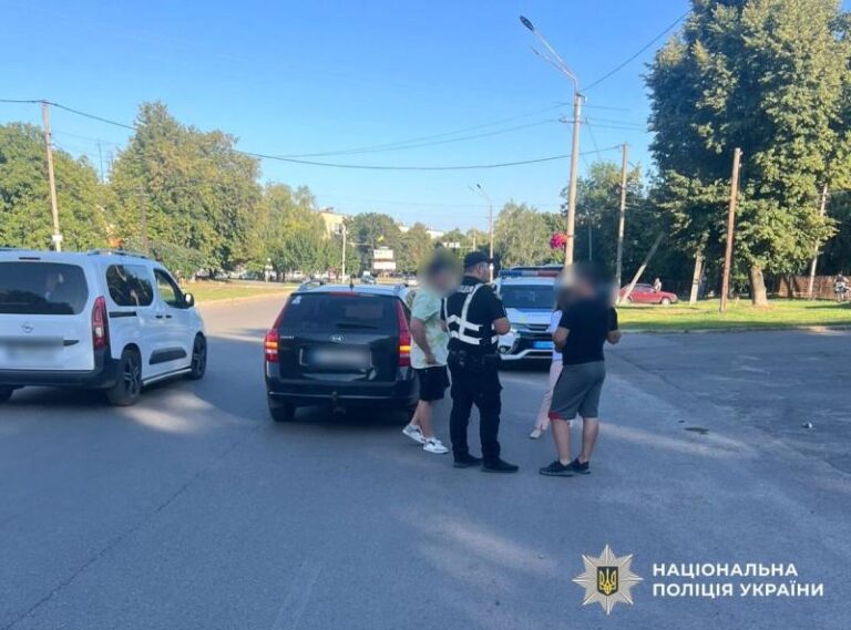 У Гадячі внаслідок ДТП постраждала пасажирка мотоцикла