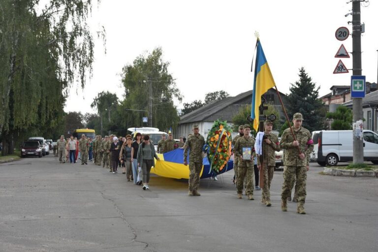 На щиті: війна забрала життя десятьох військовослужбовців з Полтавщини