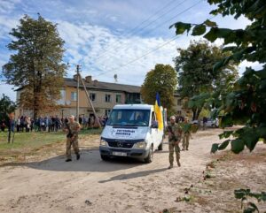 В Котелевській громаді попрощалися із 53-річним військовослужбовцем