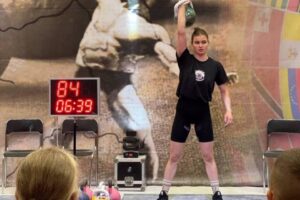 Майбутня вчителька з Полтавщини стала чемпіонкою світу з гирьового спорту