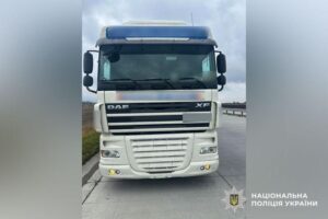 У Кобеляках вантажівка збила жінку і поїхала з місця ДТП