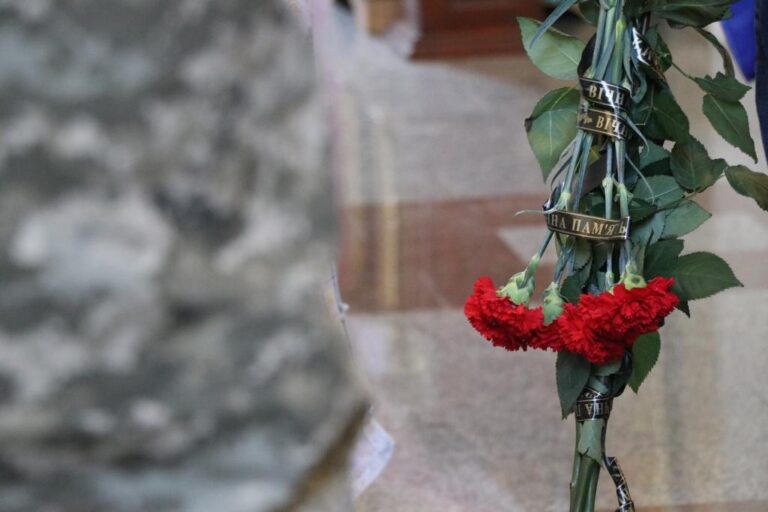 Кременчук втратив чотирьох захисників: у громаді знову прощаються з Героями