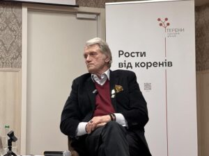 Я не можу стояти на полі, де програла моя нація: як Ющенко відмовив Путіну святкувати 300-річчя Полтавської битви