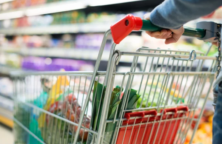 На Полтавщині знижують ціни на соціально важливі продукти – що вже подешевшало і чого чекати далі