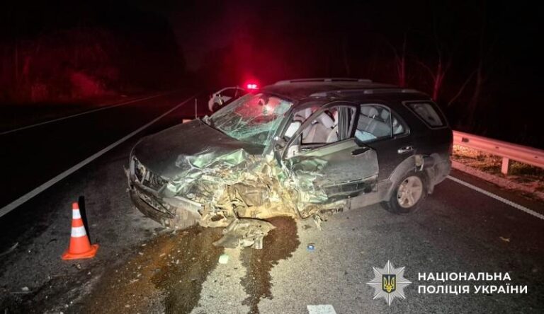 Під Полтавою зіткнулися два легковики: одна людина отримала травми