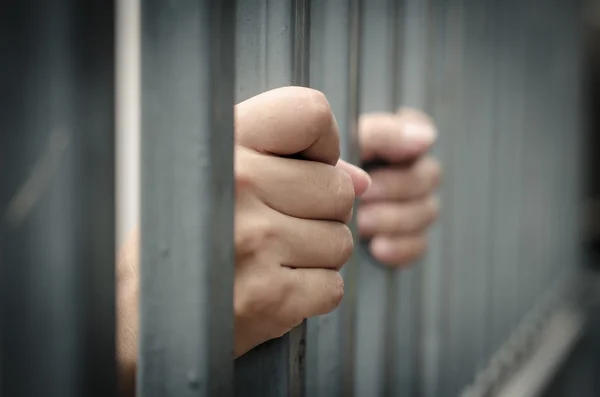 На Полтавщині засудили жінку, яка пограбувала 85-річну пенсіонерку: вирок вже винесено