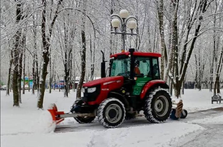 У Полтаві триває активне прибирання снігу на вулицях міста