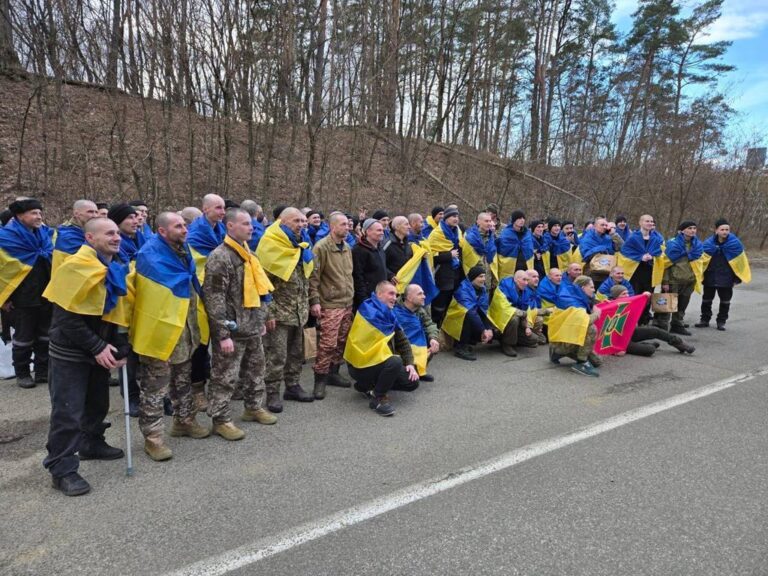 Україна повернула з російського полону 175 захисників: довгоочікуване повернення додому