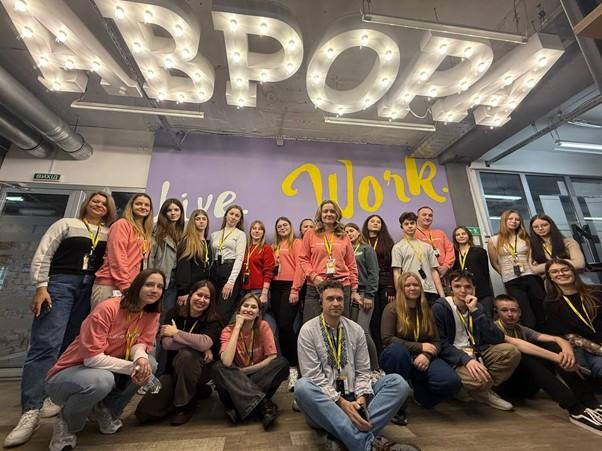 Проєкт Змінотворці: В офісі Аврори відбувся бізнес-інтенсив для підлітків із сіл та містечок Полтавщини