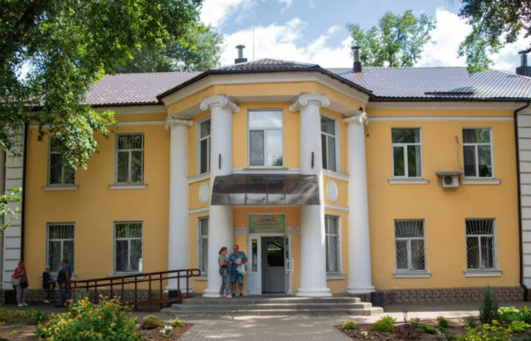 В Полтаві у Центрі «Долонька добра» вперше розпочнуть прийом дитячий психіатр та психолог