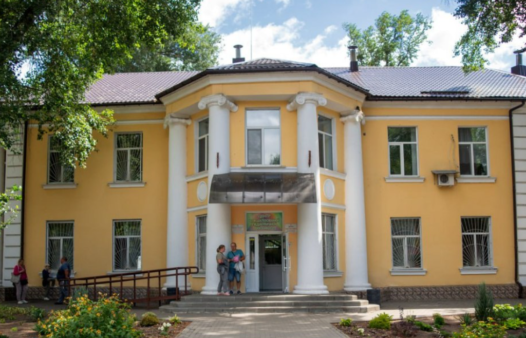 В Полтаві, у Центрі Долонька добра прийматимуть дитячий психіатр та психолог