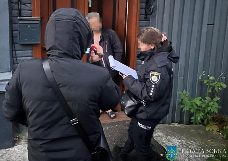 Викладач вокалу з Полтави підозрюється у зґвалтуванні трьох дітей — справу передано до суду
