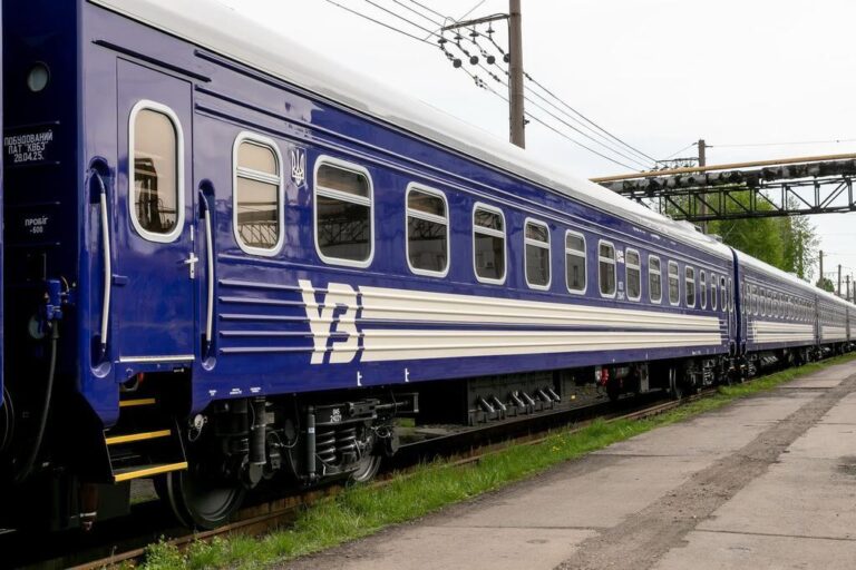 Потяг із сучасними плацкартними вагонами курсуватиме через Полтавщину вже зовсім скоро