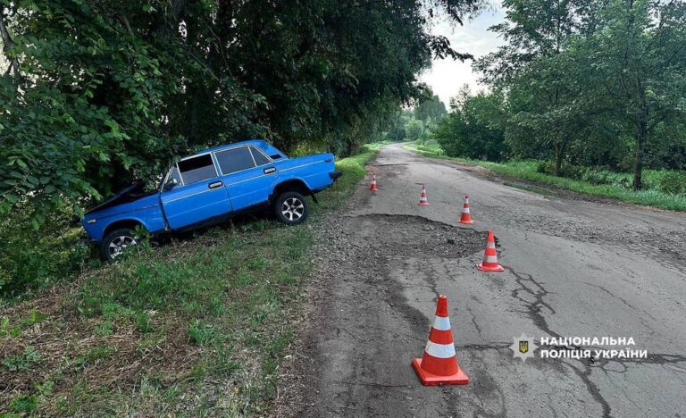 На Полтавщині 17-річна дівчина потрапила в аварію – троє людей у лікарні