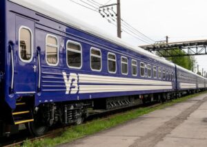 Зроблено на Полтавщині: Укрзалізниця отримала чотири нові плацкартні вагони