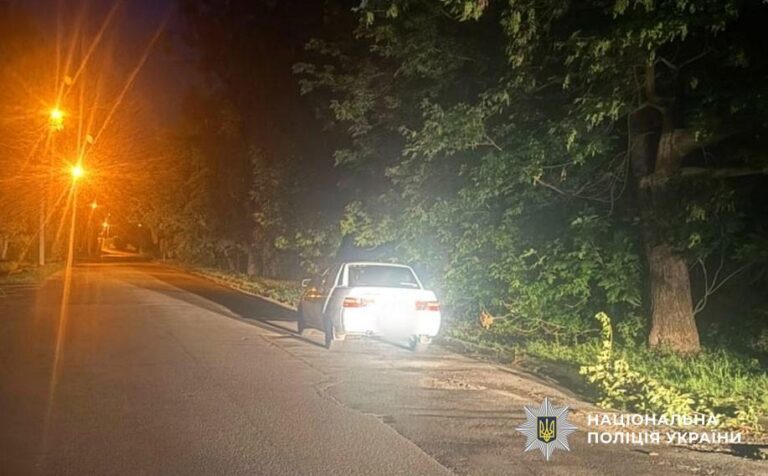 У Полтаві водій легкового автомобіля збив 16-річного хлопця на електросамокаті
