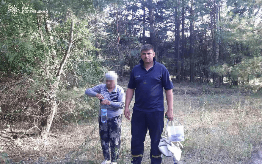 На Полтавщині рятувальники допомогли знайти жінку, яка заблукала в лісі