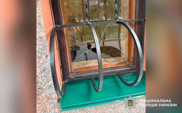 Чоловік кинув гранату в кафе у Полтаві: подробиці вибуху та реакції