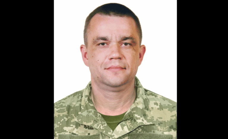 У Машівській громаді попрощалися із захисником Олегом Микитенком